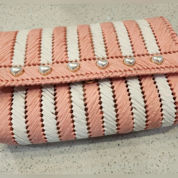 BTB Los Angeles Gizelle Clutch - Picture 14 of 15